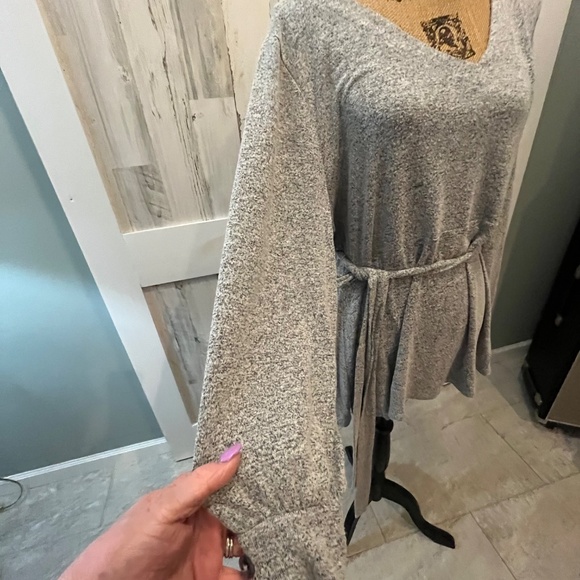 TUNIC TOP  18/20W - Picture 3 of 7